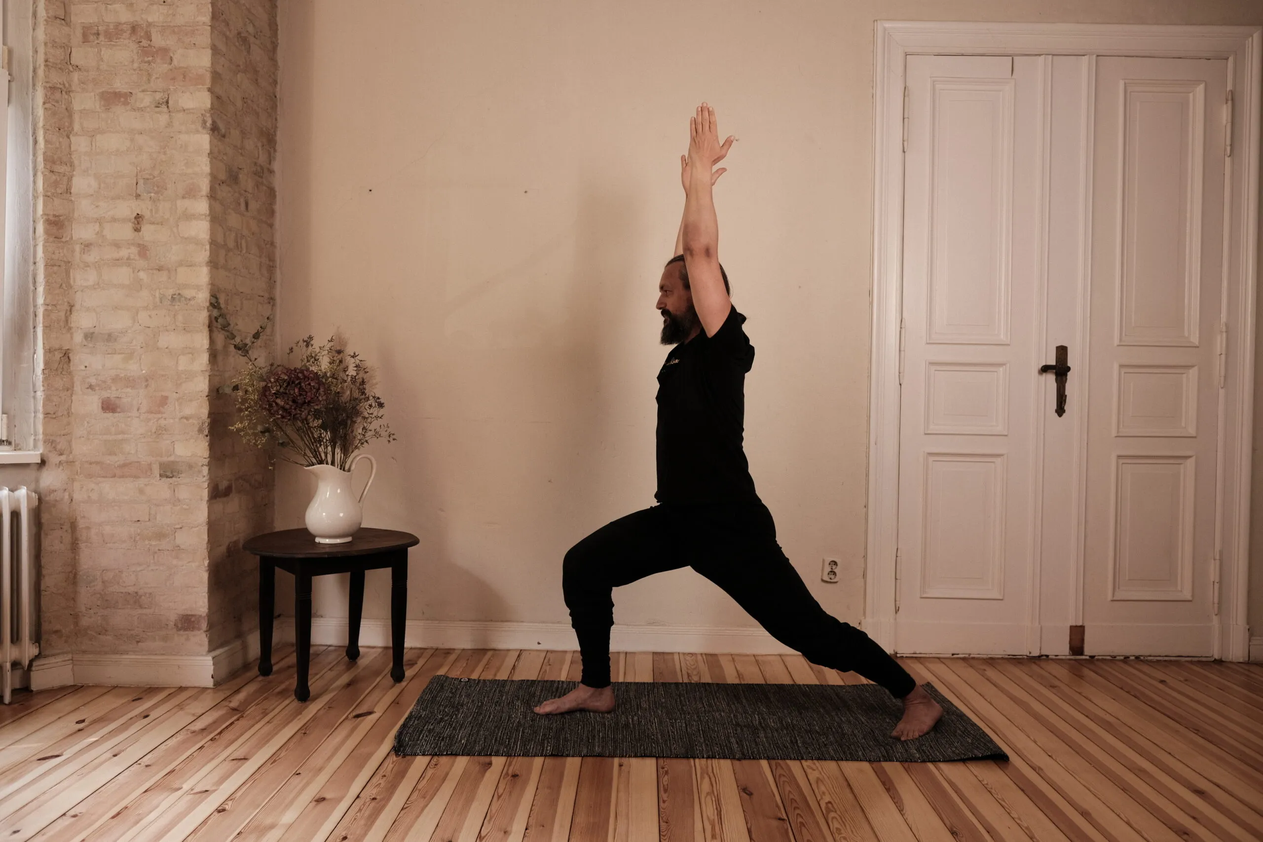 Yoga- und Pilates-Praxis im LittleHealth Studio